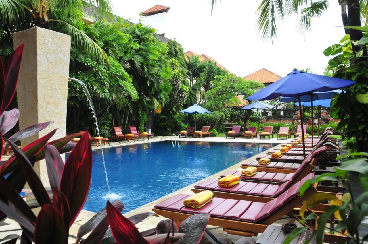 Puri Raja Hotel Legian Extérieur photo